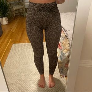 Spanx Seamless XS Leggings Mini Cheetah Print